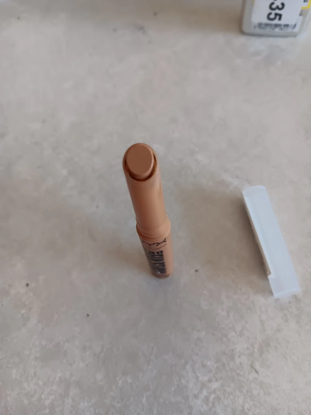 NYX Pro Fix Stick Conceler- Nude
